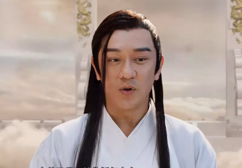 一臉褶子演少年、拋棄底線演爛片,2022年「最辣眼」的8位港星