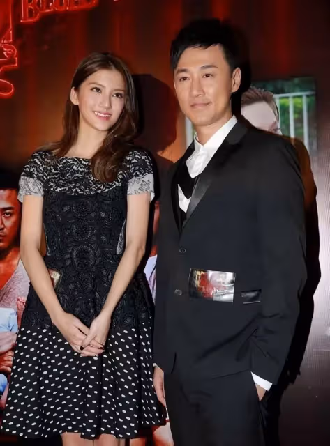 一臉褶子演少年、拋棄底線演爛片,2022年「最辣眼」的8位港星
