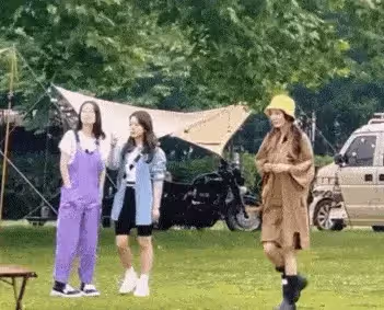 楊冪錄影硬凹少女人設?生圖臉頰深陷皮膚鬆弛,法令紋明顯超顯老