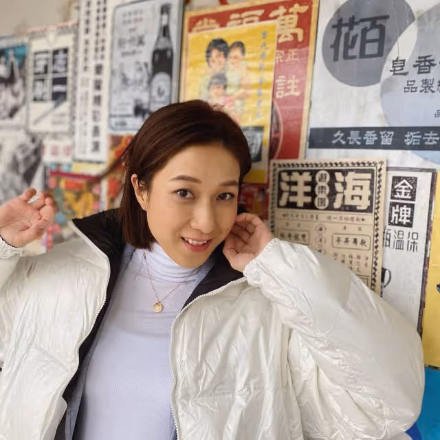 重現「常在心」髮型　鍾嘉欣拍片展現「哭功」神演技
