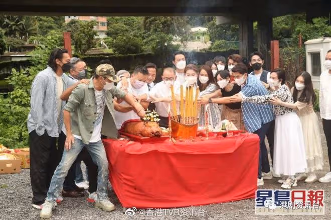 周勵淇未知新片有無親熱戲！湯怡同城城開工傾湊女經