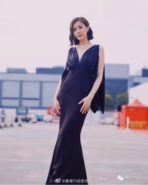 港版《頂樓》正式開拍！TVB當紅花旦們齊聚超崩天