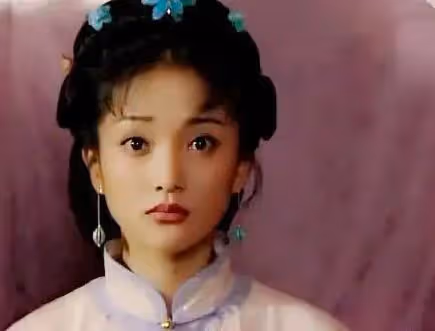 王晶對周迅評價有多高:我不覺得她漂亮,但她是40年最強女演員
