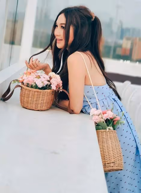 「中年少女」溫碧霞也挺敢玩的，55歲穿「波點裙」挑戰少女造型，網友：說25歲都可信