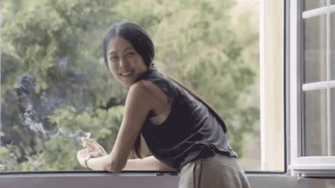 這位娛樂圈「最強小三」，居然成了影后…