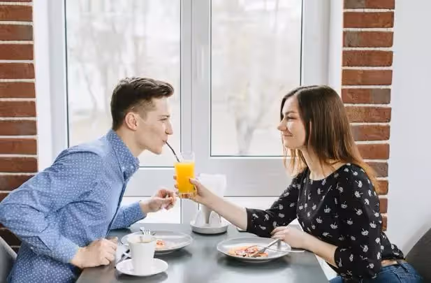 「兒媳終於離婚滾蛋了,我太開心了」婆婆剛發完朋友圈,報應來了