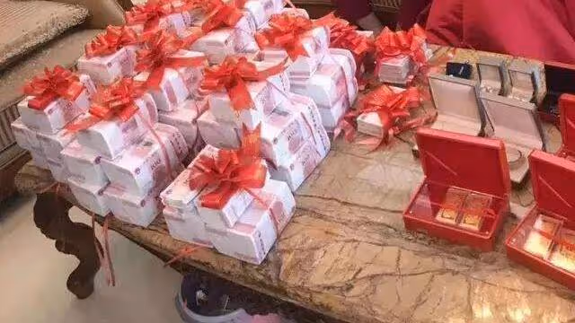 我出嫁爸媽陪嫁百萬,爸媽去世後留下六百萬,我找弟弟要兩百萬