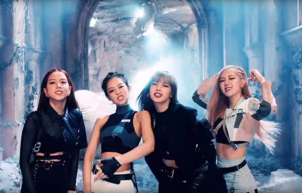 人氣女團BLACKPINK新MV點播過億成功救起YG，服裝造型女力爆表
