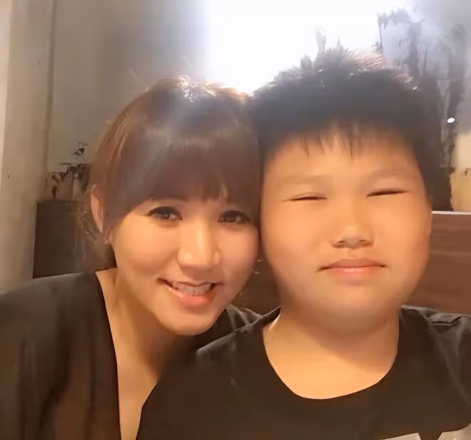 黎瑞恩曬照為兒子慶生!17歲愛子像極了媽媽,是億萬集團繼承人
