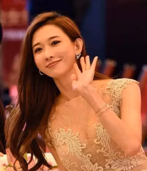 有種「整容」叫婚後林志玲,褪去美顏濾鏡,私下真實的她老態盡顯