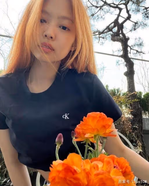 健忘的 Jennie 和她的尷尬時刻