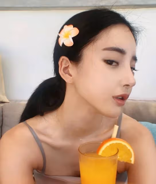 她的10億網紅臉究竟還能撐多久？