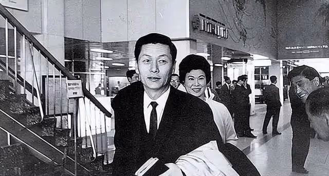 揭露韓國財閥醜聞:父子「共享」同一女星,桃色之國日本自愧不如