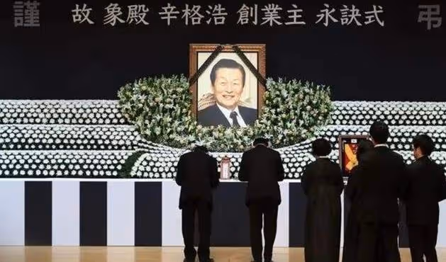 揭露韓國財閥醜聞：父子「共享」同一女星，桃色之國日本自愧不如
