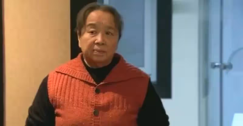 「孫女，要不是我基因好，你能考上研究生」「搞笑，我是野種」