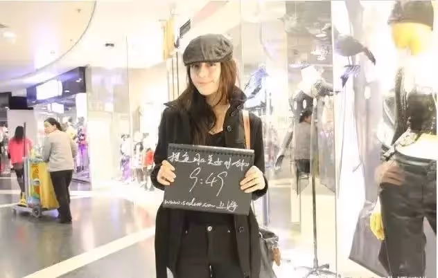 成名之前的女神熱巴,光鮮背後也有辛酸史