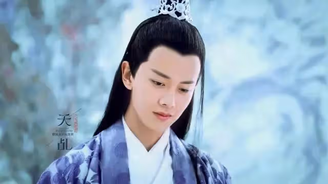 公司倒閉,自曝戀情,為愛生娃,為啥任嘉倫的爆紅之路就這麼難?