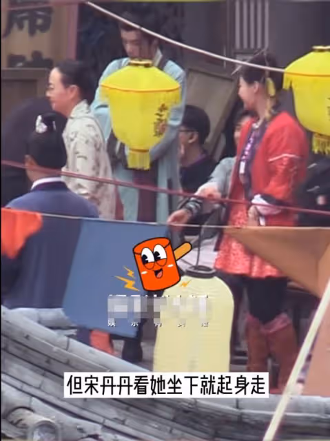 宋丹丹片場頻翻白眼!金靖三次套近乎遭嫌棄,張一山表情顯尷尬