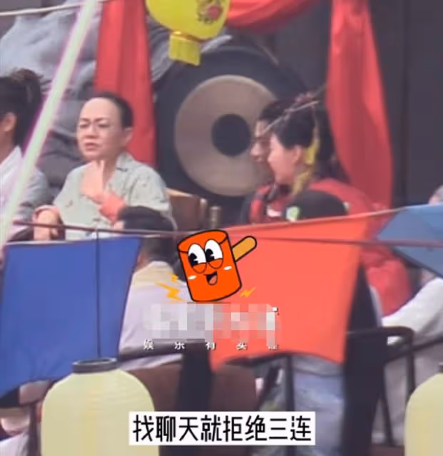 宋丹丹片場頻翻白眼!金靖三次套近乎遭嫌棄,張一山表情顯尷尬