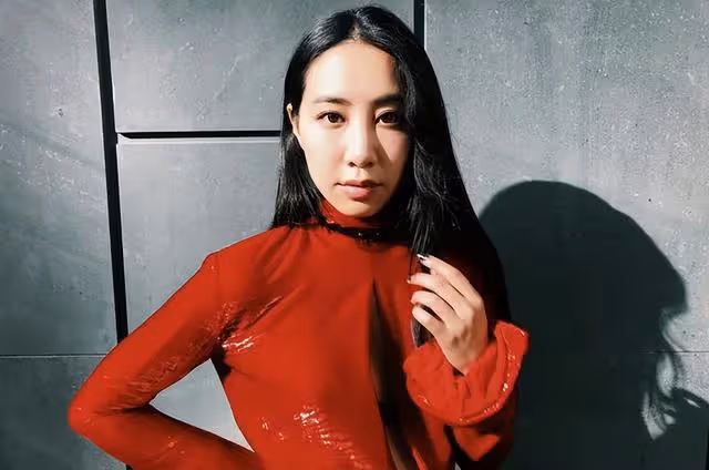 恭喜!香港知名歌手突然宣布產下第三胎,懷孕期間全程保密
