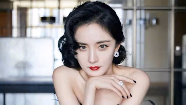 以為簡訊是假的！楊冪無辜捲入金融貸款詐騙案