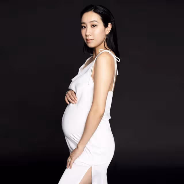 恭喜!36歲人氣女神秘密懷孕生三胎,曬產後照報喜訊,寶寶也露面
