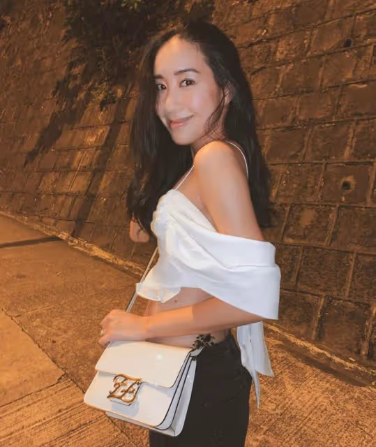 恭喜!36歲人氣女神秘密懷孕生三胎,曬產後照報喜訊,寶寶也露面
