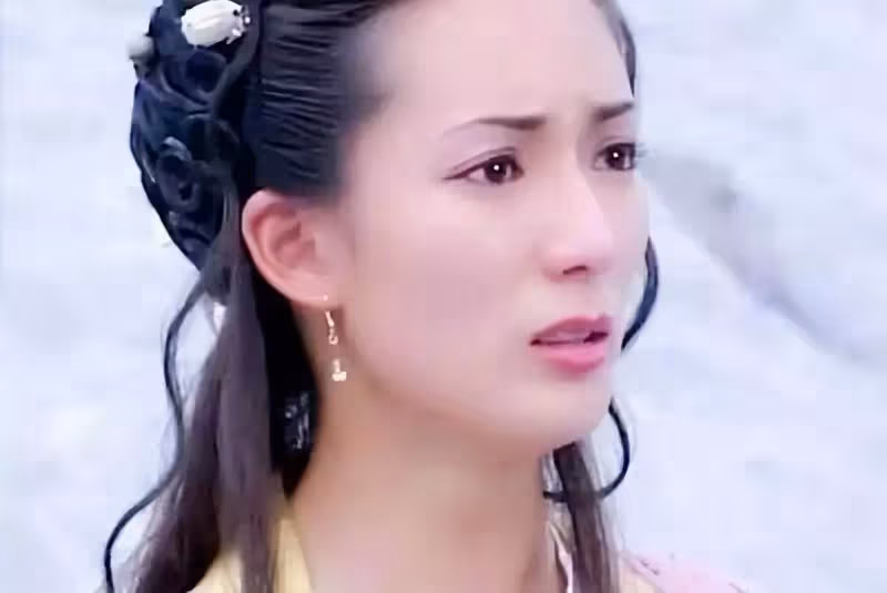 新加坡鄭秀珍曬出47歲生日照:滿面紅光笑容燦爛,一桌食物「相當高級」