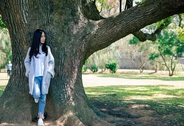 母親的如意算盤:拿大兒媳的陪嫁錢,給小兒還賭債,大兒:打錯主意了