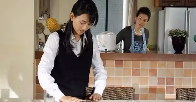 17年前，力挺兒媳，不認拋妻棄子的兒子，17年後兒媳：媽，我養你