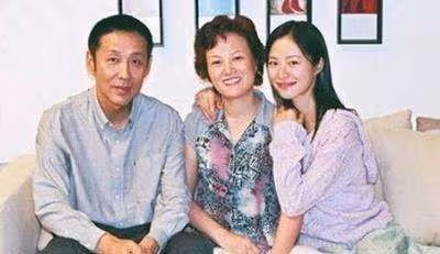 她是陳道明的千金,出道多年不靠關係不拼爹,堪稱最低調的星二代