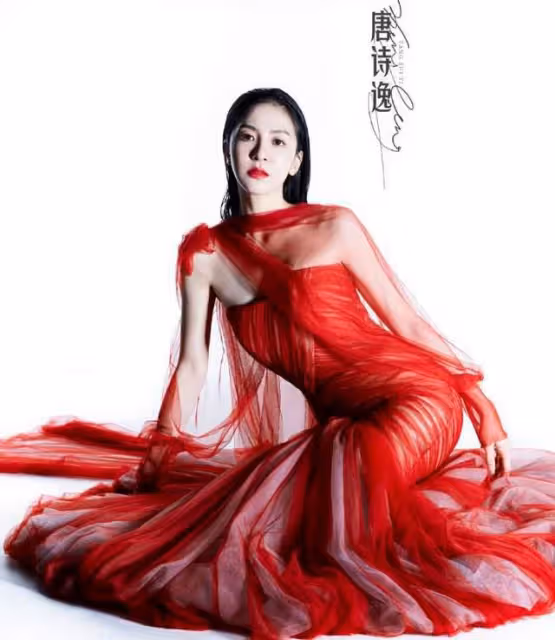 絕對演繹唐朝第一美人唐詩逸,現實里竟一身肌肉?網友:姐姐殺我
