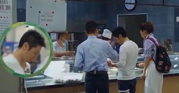 央視員工食堂曝光,頂級名嘴們的日常飯菜,或許跟你想像的不一樣