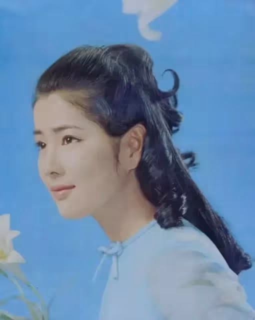 她是日本國寶級影后,被日本人民尊為女神,也被譽為「第一美人」
