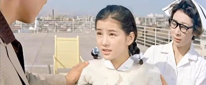 她是日本國寶級影后,被日本人民尊為女神,也被譽為「第一美人」