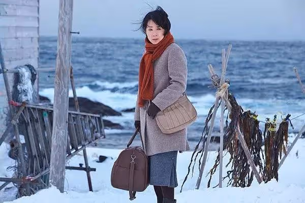 她是日本國寶級影后,被日本人民尊為女神,也被譽為「第一美人」
