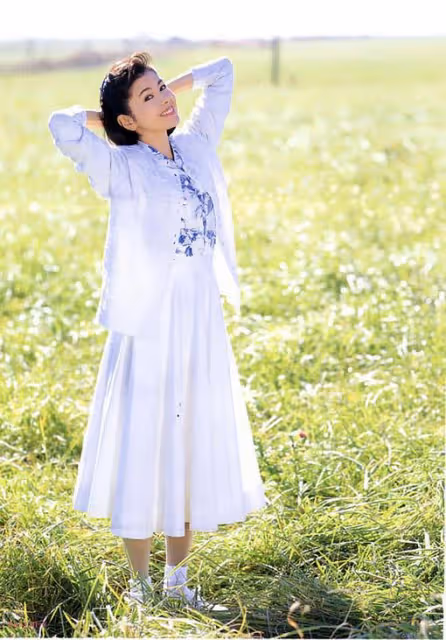 她是日本昭和時代最後的絕色,巔峰時轟動整個日本,美的驚心動魄