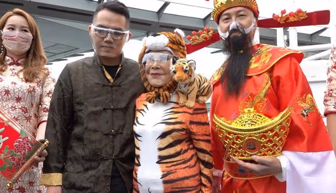 又一明星移民！91歲黃夏蕙宣布8月正式出發，但不願透露目的地