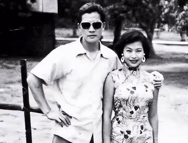 突發!又一香港名老戲骨宣布移民,整容失敗與丈夫恩愛近40年