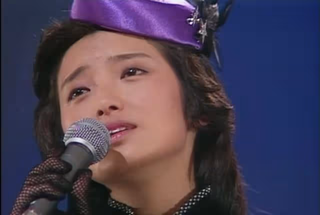 老了就是老了！不整容不打針，日本女星山口百惠選擇優雅老去