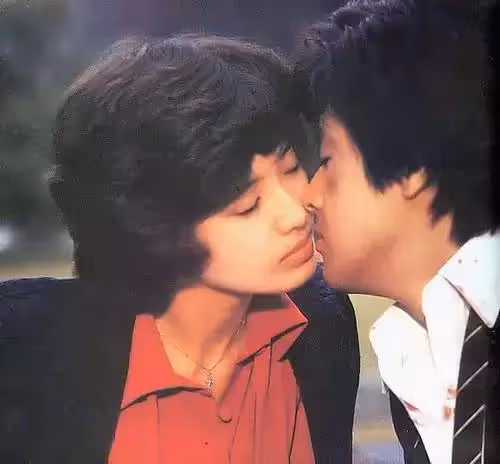 山口百惠年輕時好美!結婚幾十年無緋聞,老公是真愛,兒子顏值高