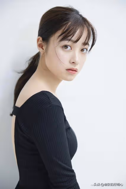 那些年輕的日本美女演員(90後)