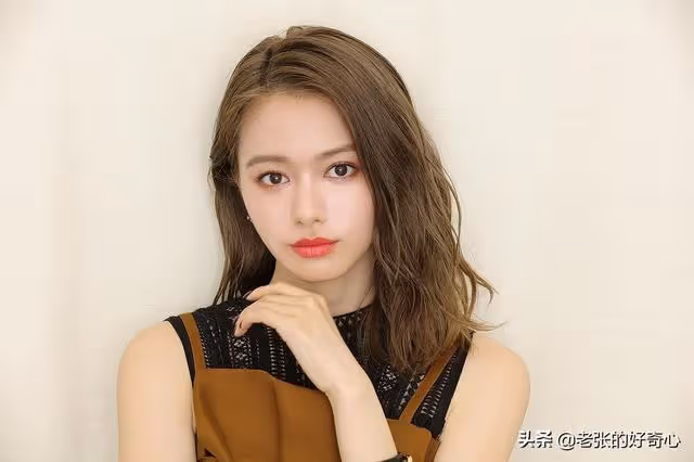 那些年輕的日本美女演員(90後)