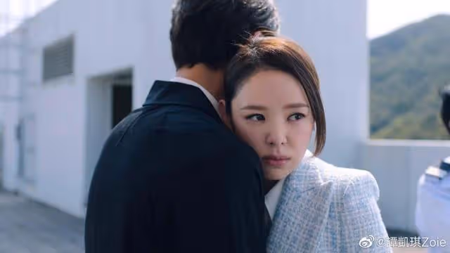 TVB實力女星憑「壞女人」形象出圈,與閨蜜戲裡反目,戲外嫁富豪