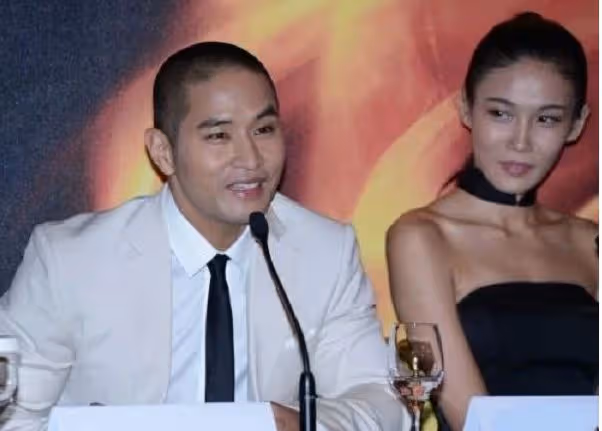 當紅明星「加入」美國籍,被禁止終生入境,家人去世都回不來