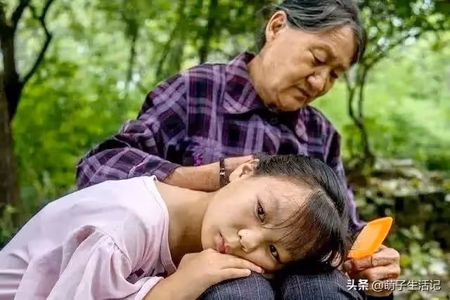 媽,你太偏心了!母親:不指望你養老,我有兒子!女兒:那就等著瞧