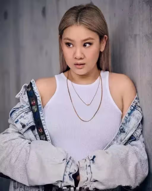 鄭少秋女兒不當啃老族,減重20磅備戰紅館,35歲變漂亮一點不晚