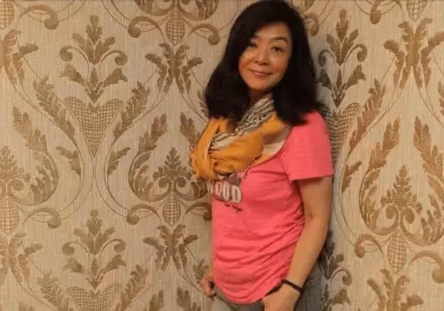 劉德華追她無果,周潤發為她傷情,今出家20年不再結婚