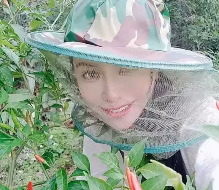 「風雲女神」田麗近況曝光，為樂享晚年親手打造「開心農場」，自述後悔進演藝圈，愜意與自然為伍：到老年終於做回自己！