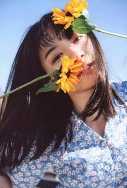 美到一哭成名!日本清新美女「17歲仙女式哭泣」紅遍全國 4年後近照「甜美系空靈笑容」迷倒百萬人❤️